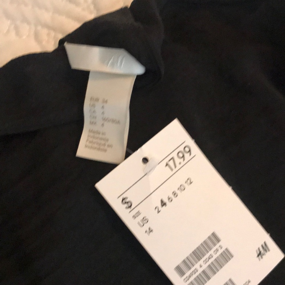 H&M black long sleeve blouse